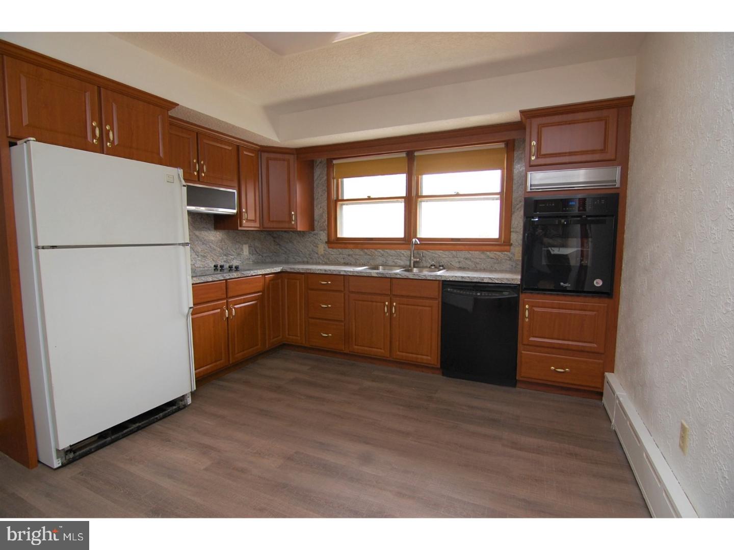 100 Harmony Road Mickleton, NJ 08056 - Photo 5 of 24 Kitchen