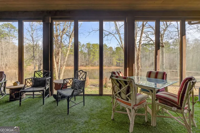 $949,000 | 261 McIntosh Circle, Jackson, GA 30233