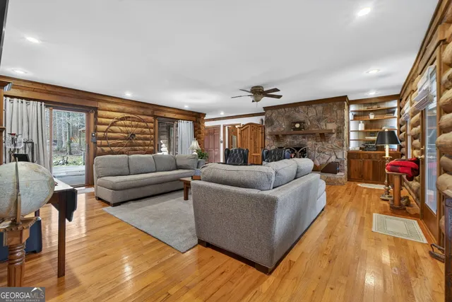 $949,000 | 261 McIntosh Circle, Jackson, GA 30233