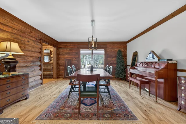 $949,000 | 261 McIntosh Circle, Jackson, GA 30233