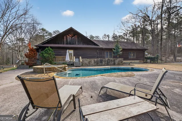 $949,000 | 261 McIntosh Circle, Jackson, GA 30233