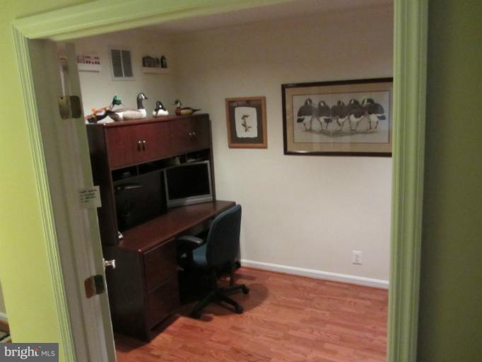 12340 Rosslare Ridge Road, Unit 102 Lutherville-Timonium, MD 21093 - Photo 15 of 23 Interior (General)