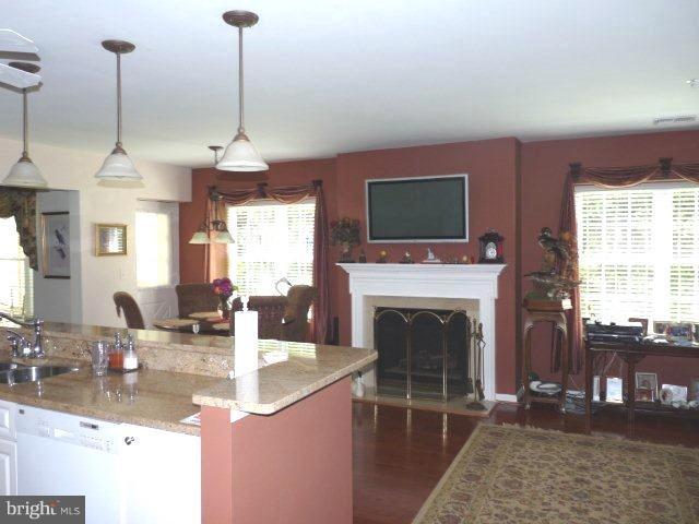 12340 Rosslare Ridge Road, Unit 102 Lutherville-Timonium, MD 21093 - Photo 4 of 23 Interior (General)