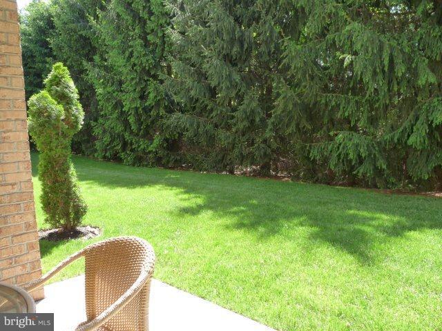 12340 Rosslare Ridge Road, Unit 102 Lutherville-Timonium, MD 21093 - Photo 9 of 23 Exterior (Rear)