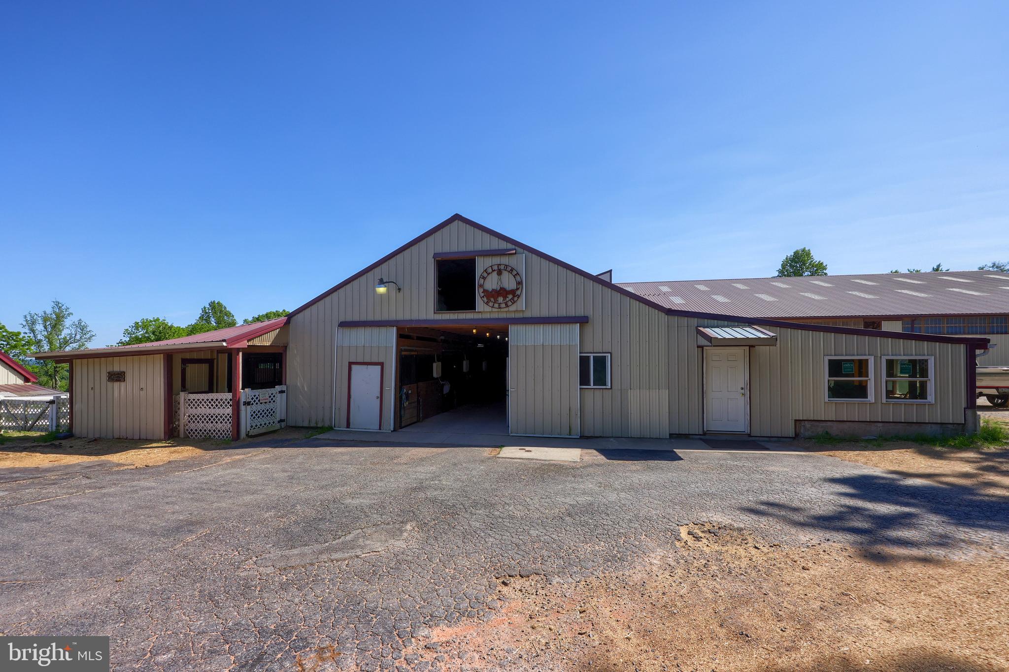 310 Mail Rte Road Sinking Spring, PA 19608 - Photo 3 of 45
