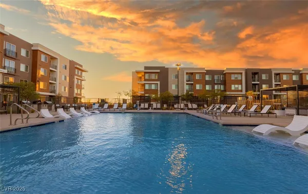 $2,175 | 100 East Warm Springs Road, Unit 4, Henderson, NV 89011