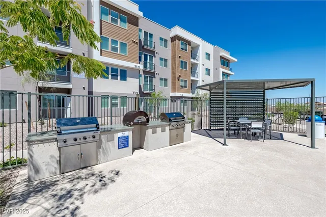 $2,175 | 100 East Warm Springs Road, Unit 4, Henderson, NV 89011