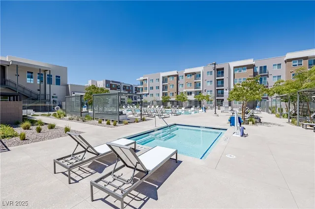 $2,175 | 100 East Warm Springs Road, Unit 4, Henderson, NV 89011