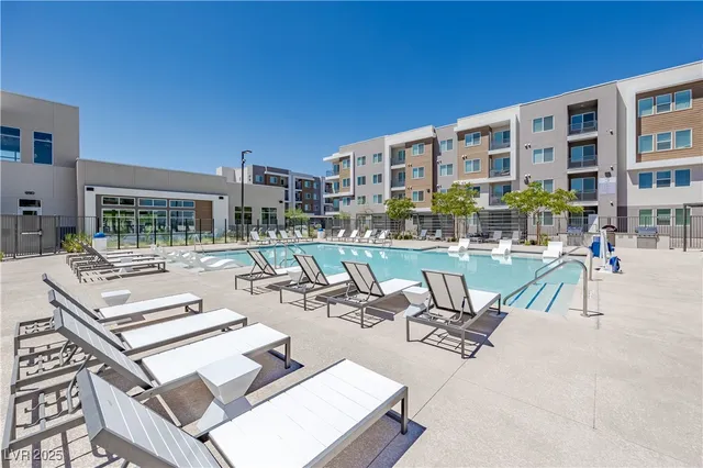 $2,175 | 100 East Warm Springs Road, Unit 4, Henderson, NV 89011