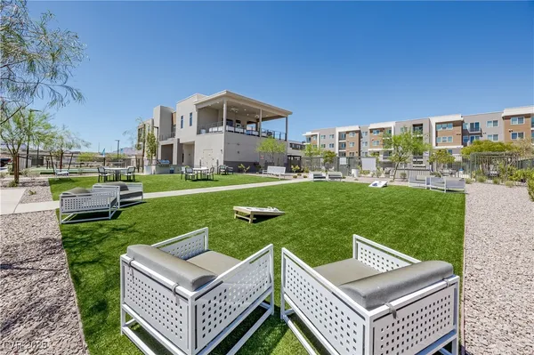 $2,175 | 100 East Warm Springs Road, Unit 4, Henderson, NV 89011