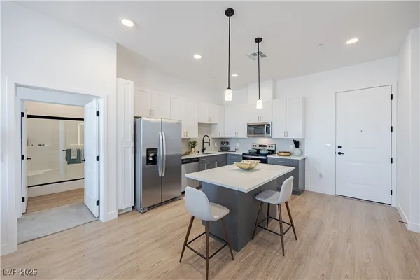 $2,175 | 100 East Warm Springs Road, Unit 4, Henderson, NV 89011