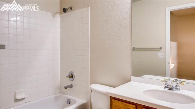 410 Avocet Loop Colorado Springs, CO 80921 - Photo 19 of 36 Gallery Image 19