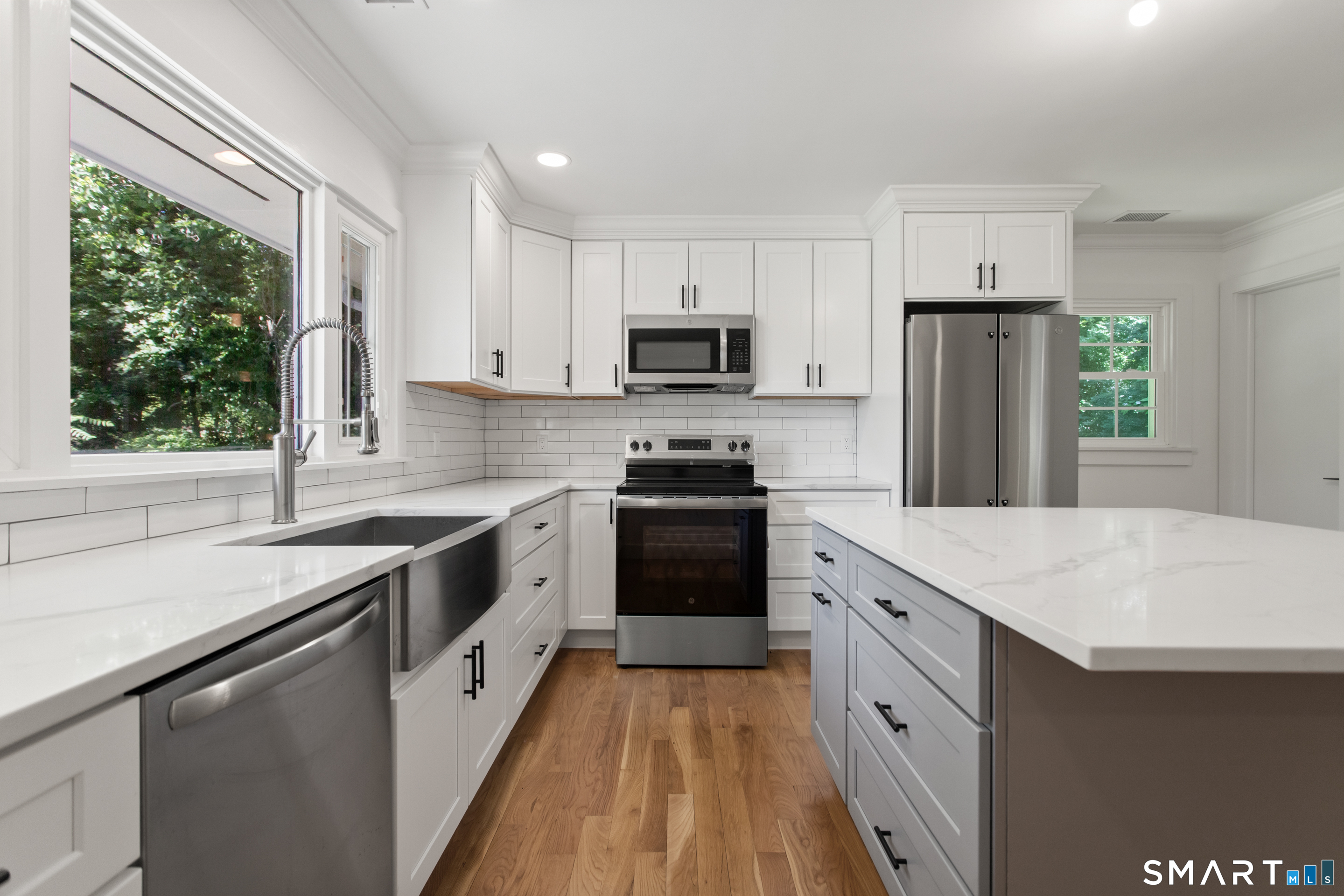 45 Frenchtown Road Trumbull, CT 06611 - Photo 5 of 40