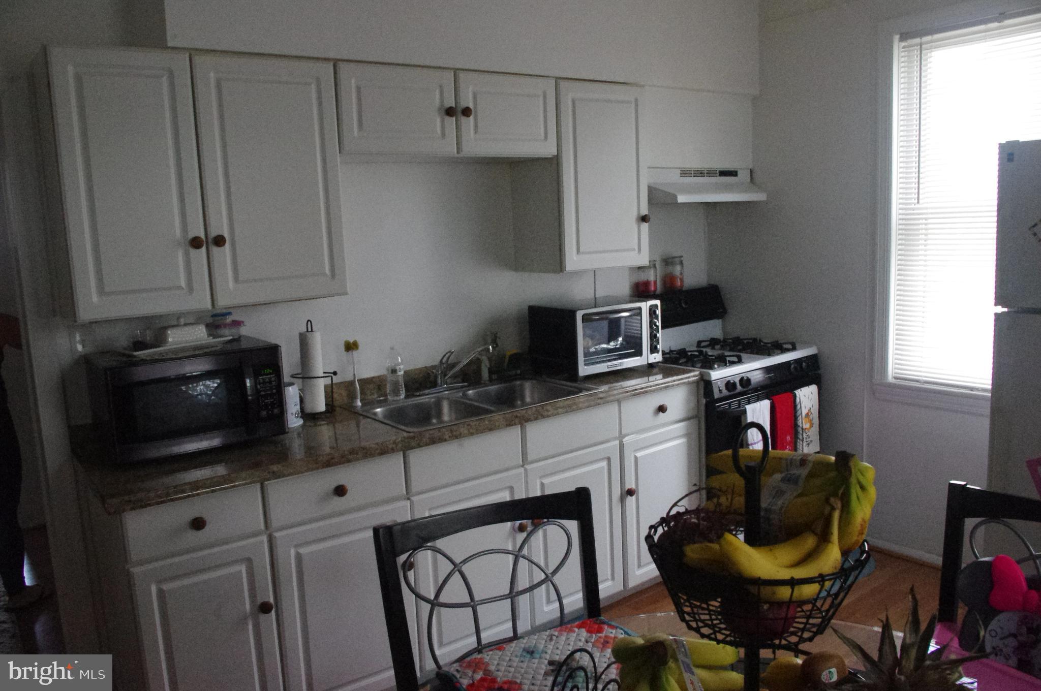 25 West Hancock Street Riverside, NJ 08075 - Photo 2 of 20