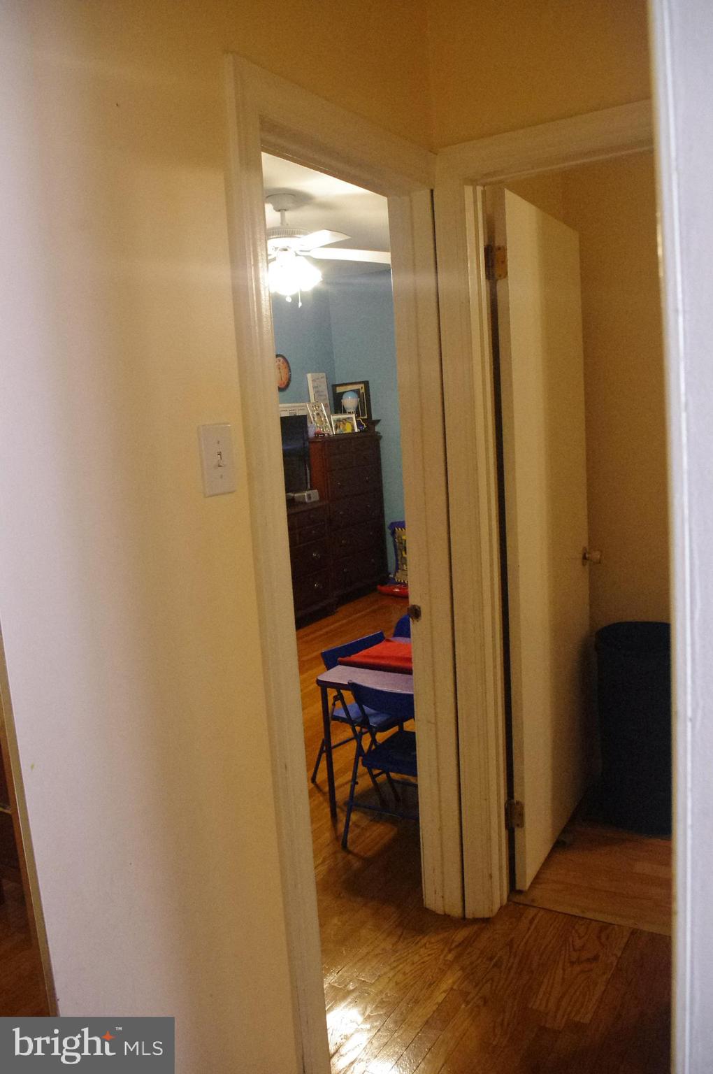 25 West Hancock Street Riverside, NJ 08075 - Photo 12 of 20