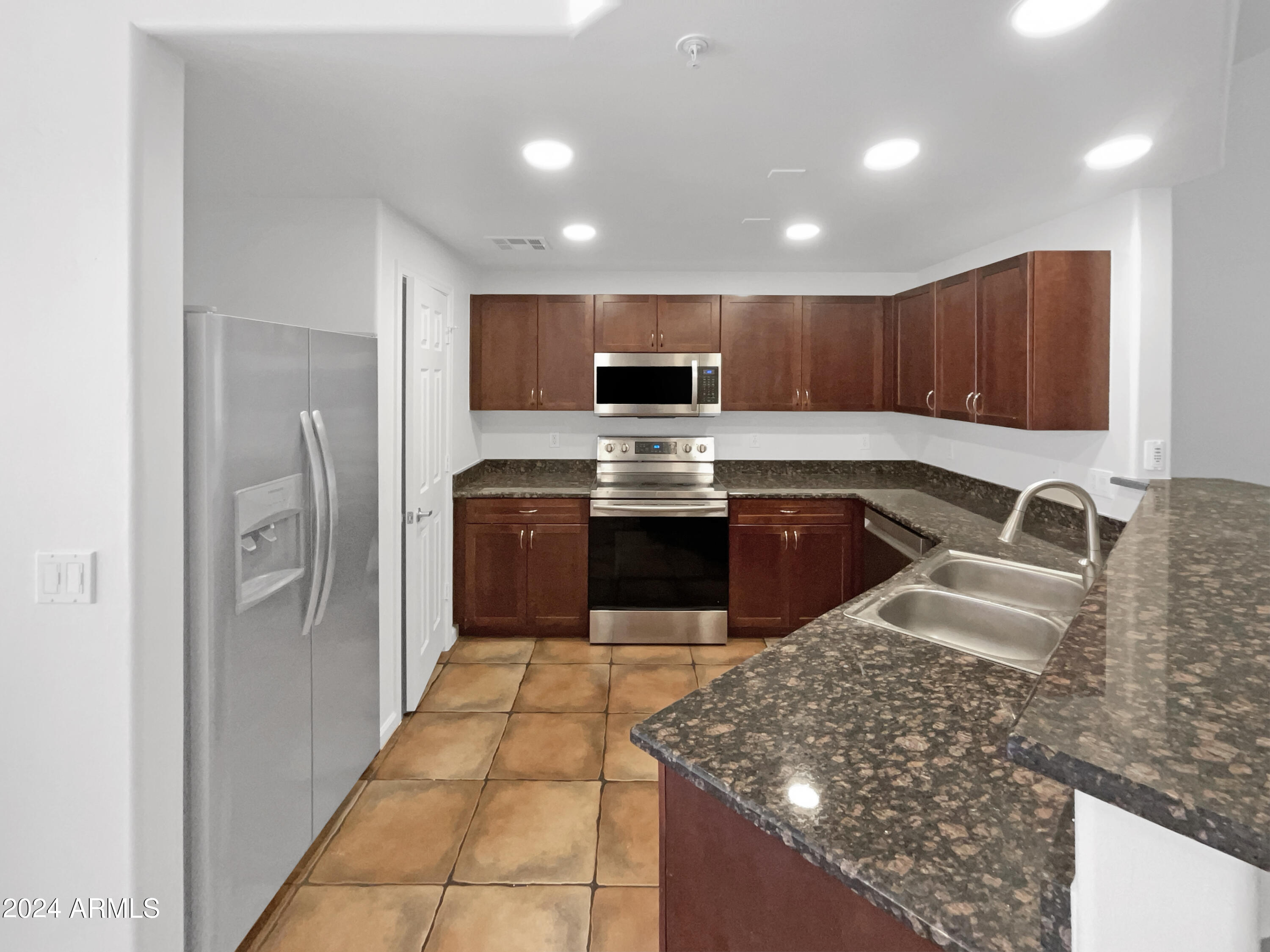 1920 East Bell Road, Unit 1126 Phoenix, AZ 85022 - Photo 2 of 23 listing_1