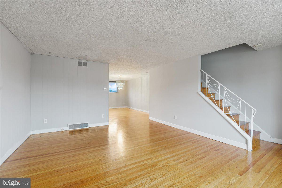 4010 Worrilow Road Brookhaven, PA 19015 - Photo 5 of 27
