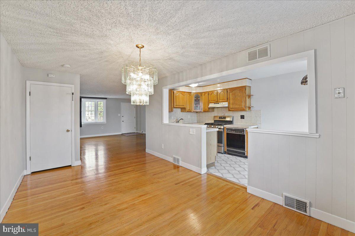 4010 Worrilow Road Brookhaven, PA 19015 - Photo 8 of 27