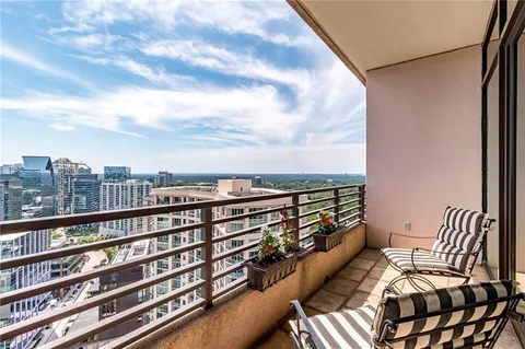 $1,120,000 | 750 Park Avenue Northeast, Unit 29S, Atlanta, GA 30326
