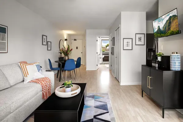 $499,000 | 4310 Lower Honoapiilani Road, Unit 210, Lahaina, HI 96761