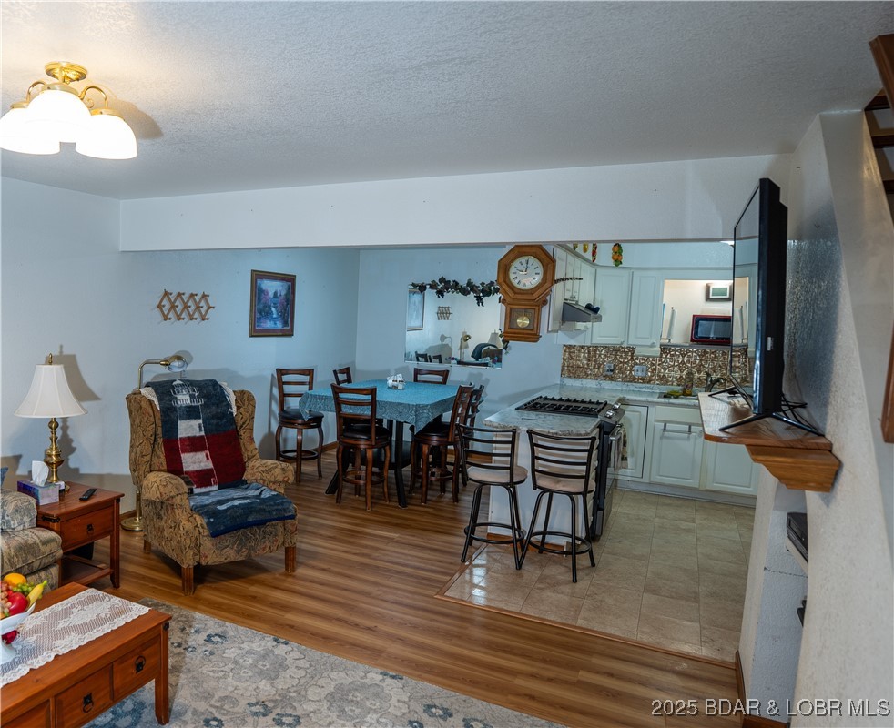 1070 Old Nonsuch Road Camdenton, MO 65020 - Photo 18 of 46