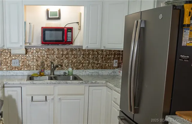 $320,000 | 1070 Old Nonsuch Road, Camdenton, MO 65020