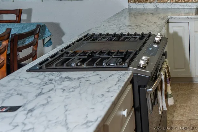 $320,000 | 1070 Old Nonsuch Road, Camdenton, MO 65020