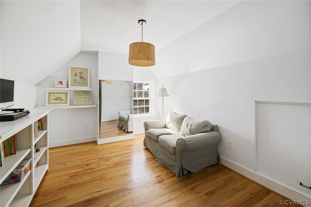 3807 Dover Road Richmond, VA 23221 - Photo 32 of 44 Third bedroom with full bath, currently used as an