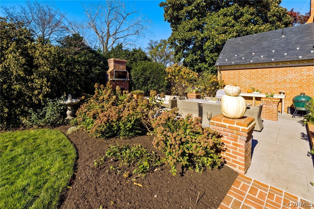 3807 Dover Road Richmond, VA 23221 - Photo 37 of 44 Another view of the private patio!