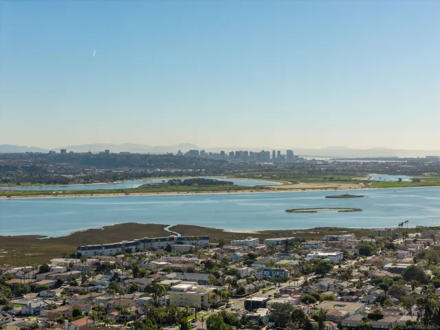 $1,060,000 | 1819 Hornblend Street, Unit 1, San Diego, CA 92109