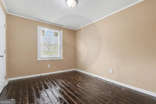 $1,300 | 1716 Lisbon Drive Southwest, Atlanta, GA 30310