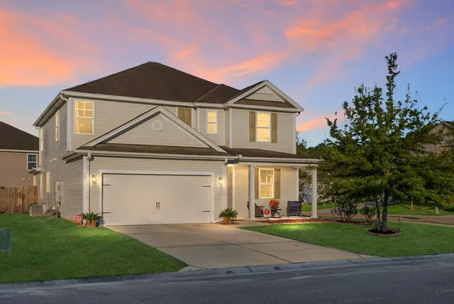 $415,000 | 121 Triple Crown Road, Moncks Corner, SC 29461