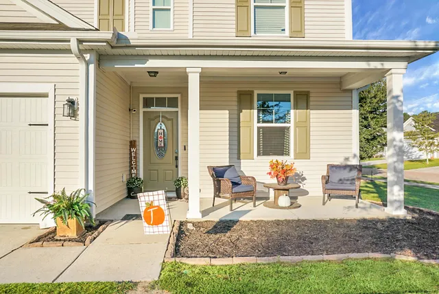 $415,000 | 121 Triple Crown Road, Moncks Corner, SC 29461