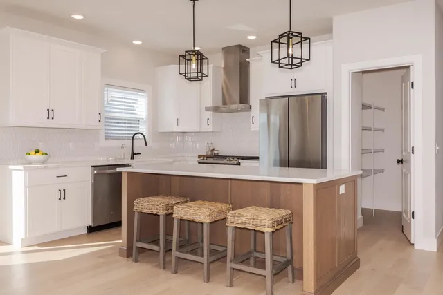 $523,000 | 5207 Finlen Lane, Bloomington, IL 61705