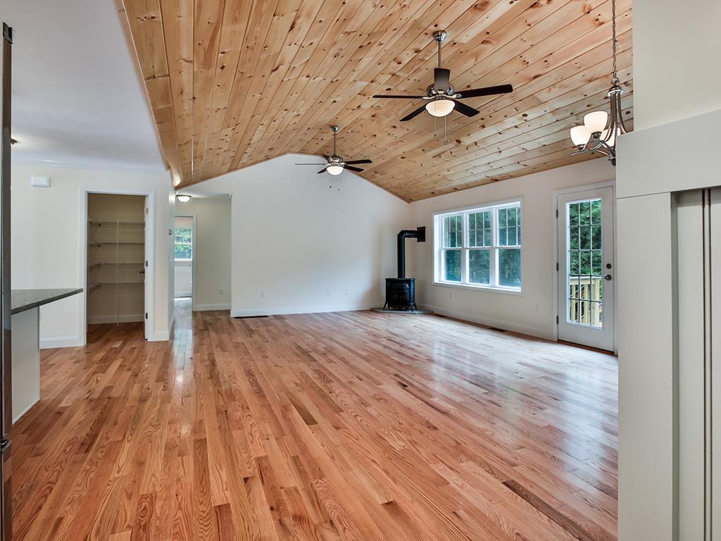 38 Dow Road Mont Vernon, NH 03057 - Photo 14 of 36 Gallery Image 14