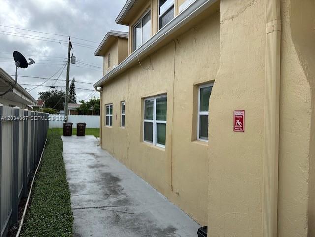 274 East 9th Street, Unit 4 Hialeah, FL 33010 - Photo 14 of 15 a view of a house with backyard