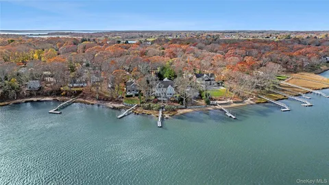 $5,200,000 | 4075 Stillwater Avenue, Cutchogue, NY 11935