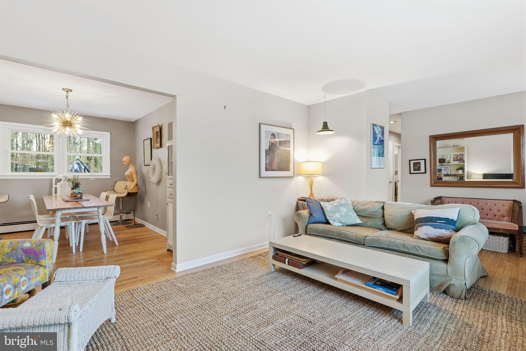 71 Bakun Way Ewing, NJ 08638 - Photo 3 of 19