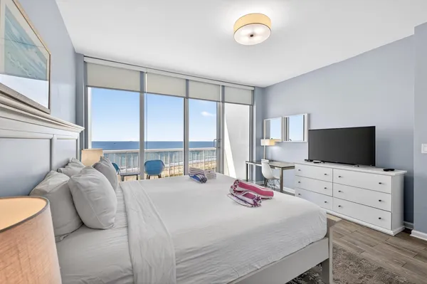 $519,000 | 1401 East Beach Drive, Unit 1206, Galveston, TX 77550