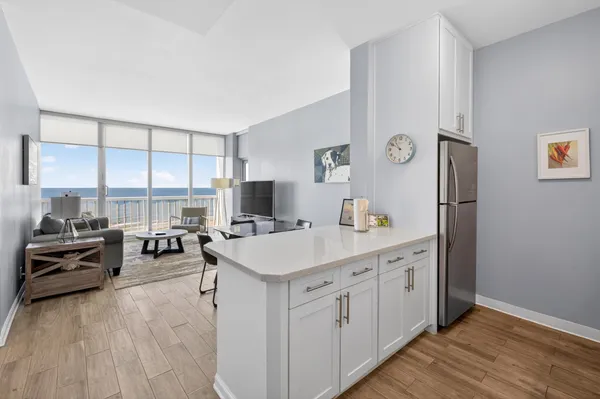 $519,000 | 1401 East Beach Drive, Unit 1206, Galveston, TX 77550