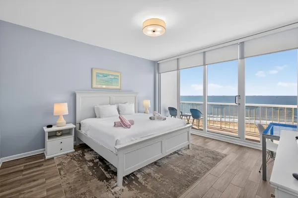 $519,000 | 1401 East Beach Drive, Unit 1206, Galveston, TX 77550