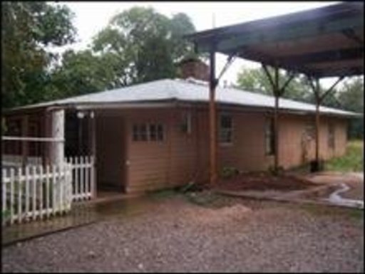 1138 Blockhouse Valley Road Clinton, TN 37716 - Photo 1 of 1 Primary Photo