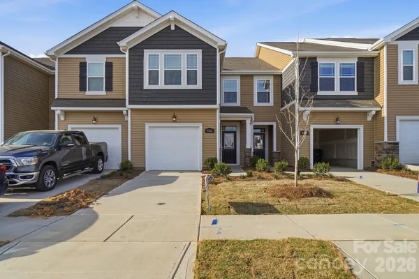 $379,990 | 7013 Cerris Drive, Charlotte, NC 28269