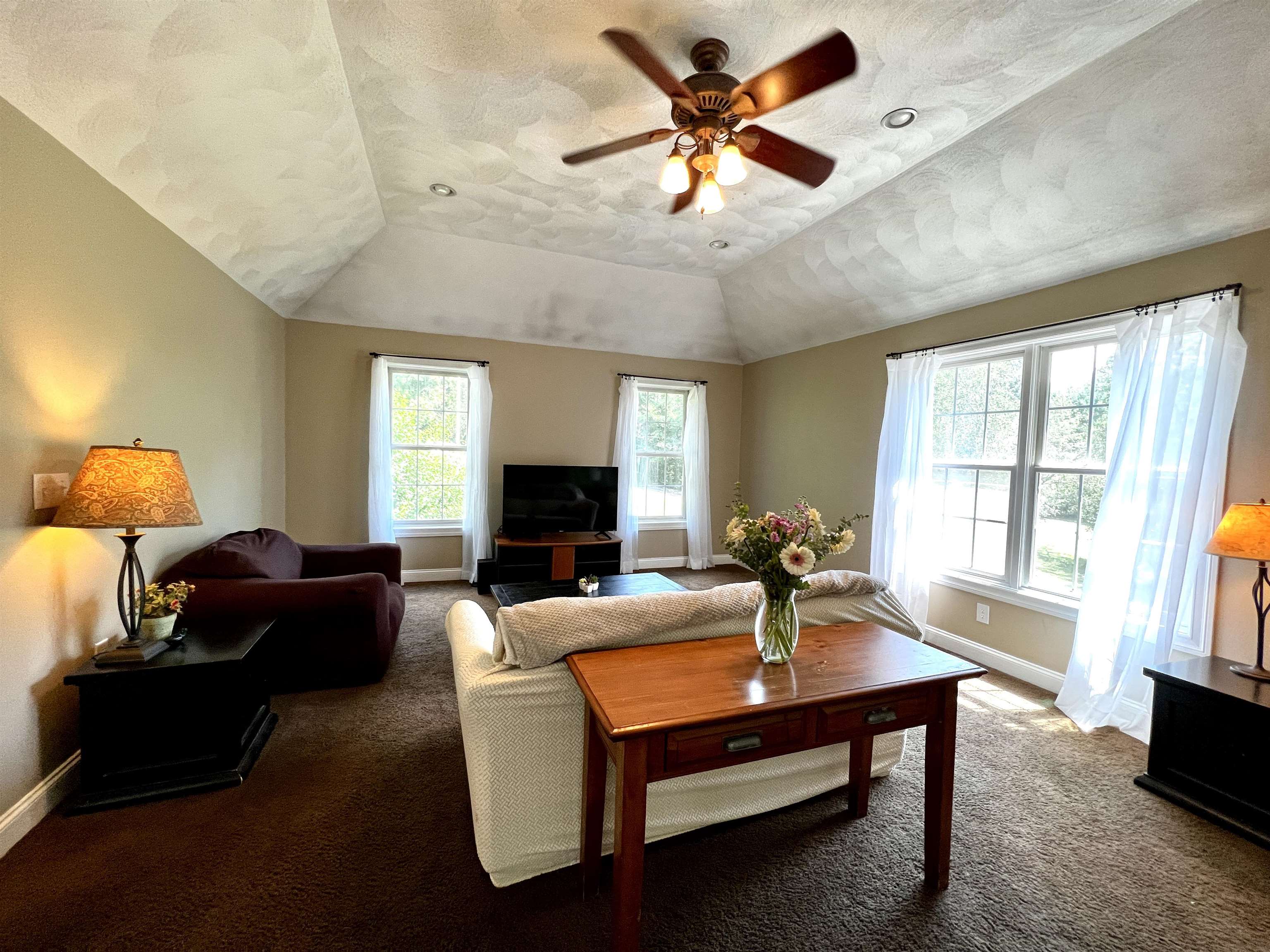 6 Squire Way Stratham, NH 03885 - Photo 14 of 40