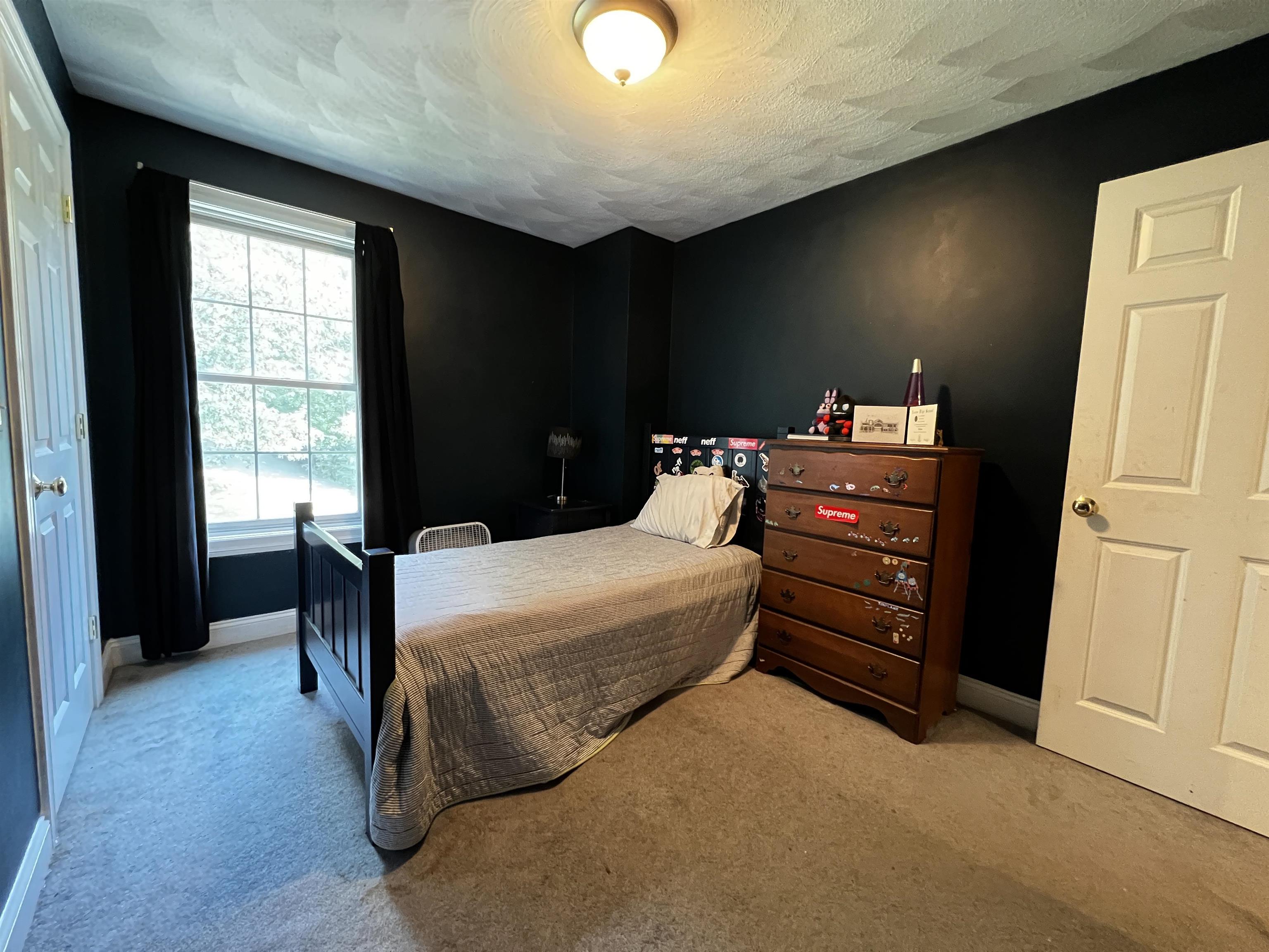 6 Squire Way Stratham, NH 03885 - Photo 27 of 40