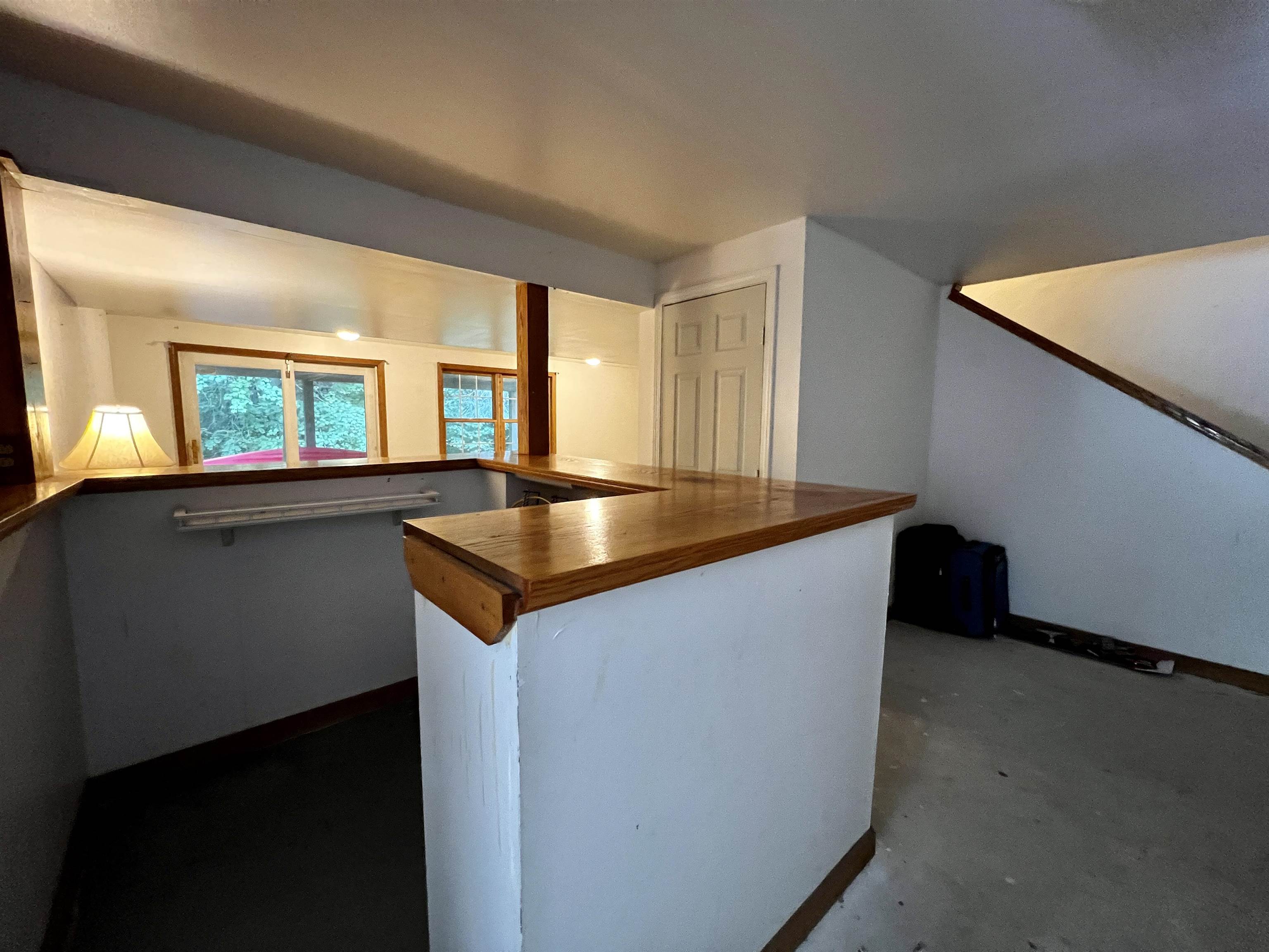 6 Squire Way Stratham, NH 03885 - Photo 33 of 40