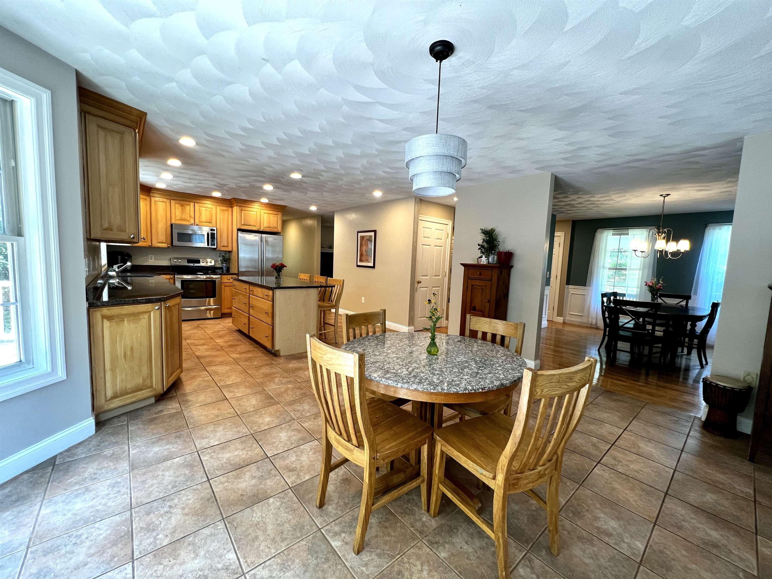 6 Squire Way Stratham, NH 03885 - Photo 10 of 40