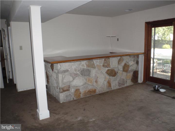 2 Fieldstone Lane Berlin, NJ 08009 - Photo 21 of 25 Family Room