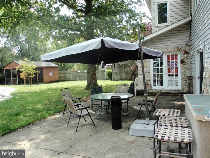 2 Fieldstone Lane Berlin, NJ 08009 - Photo 25 of 25 Back Yard