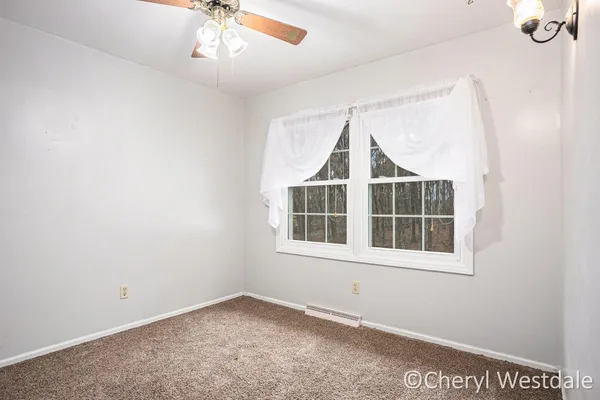 $465,000 | 860 Sylvan Drive, Battle Creek, MI 49017